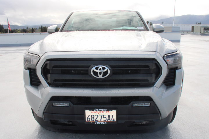 Certified 2024 Toyota Tacoma SR5 image 8