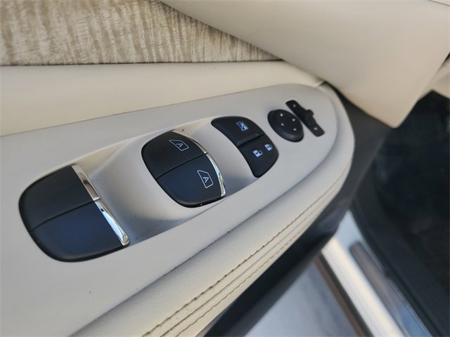 Used 2020 Nissan Murano SL w/ Moonroof Package image 23