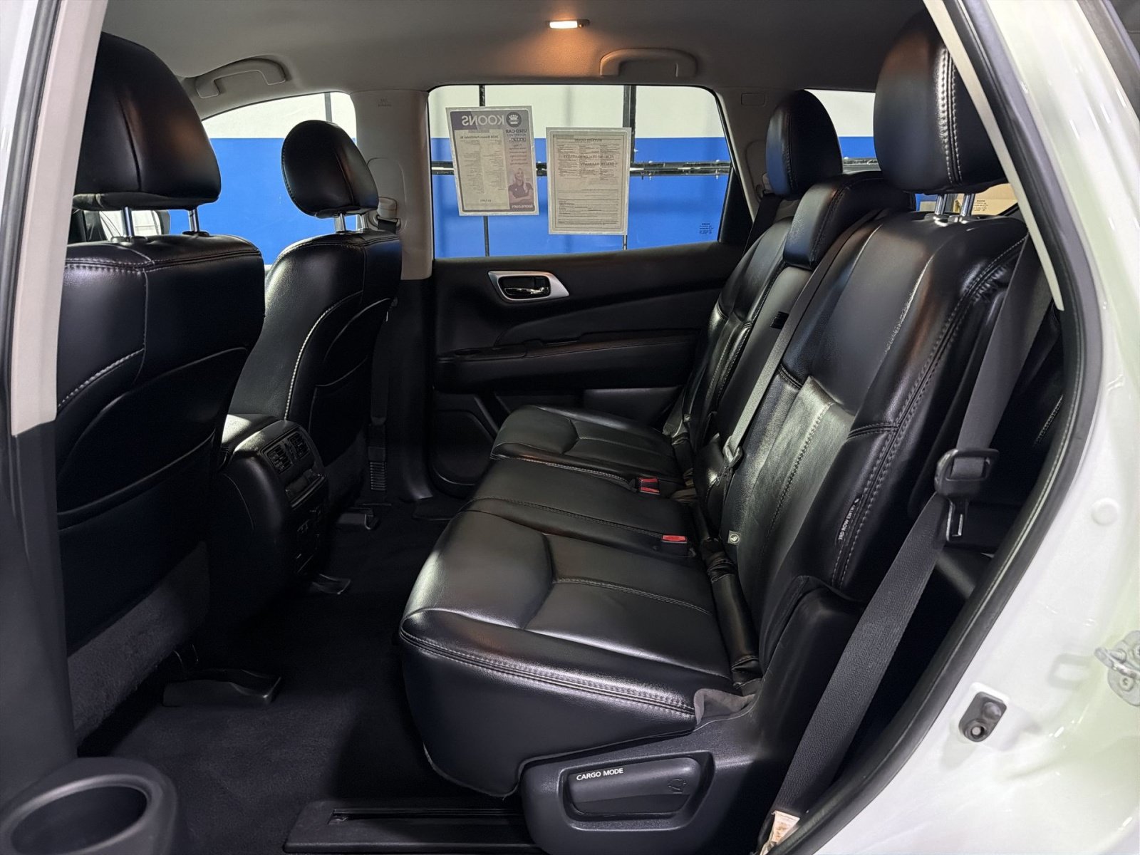 Used 2020 Nissan Pathfinder SL FWD image 25