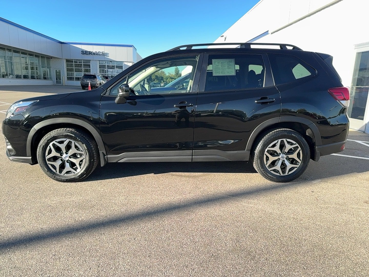 Used 2023 Subaru Forester Premium AWD/4WD image 4