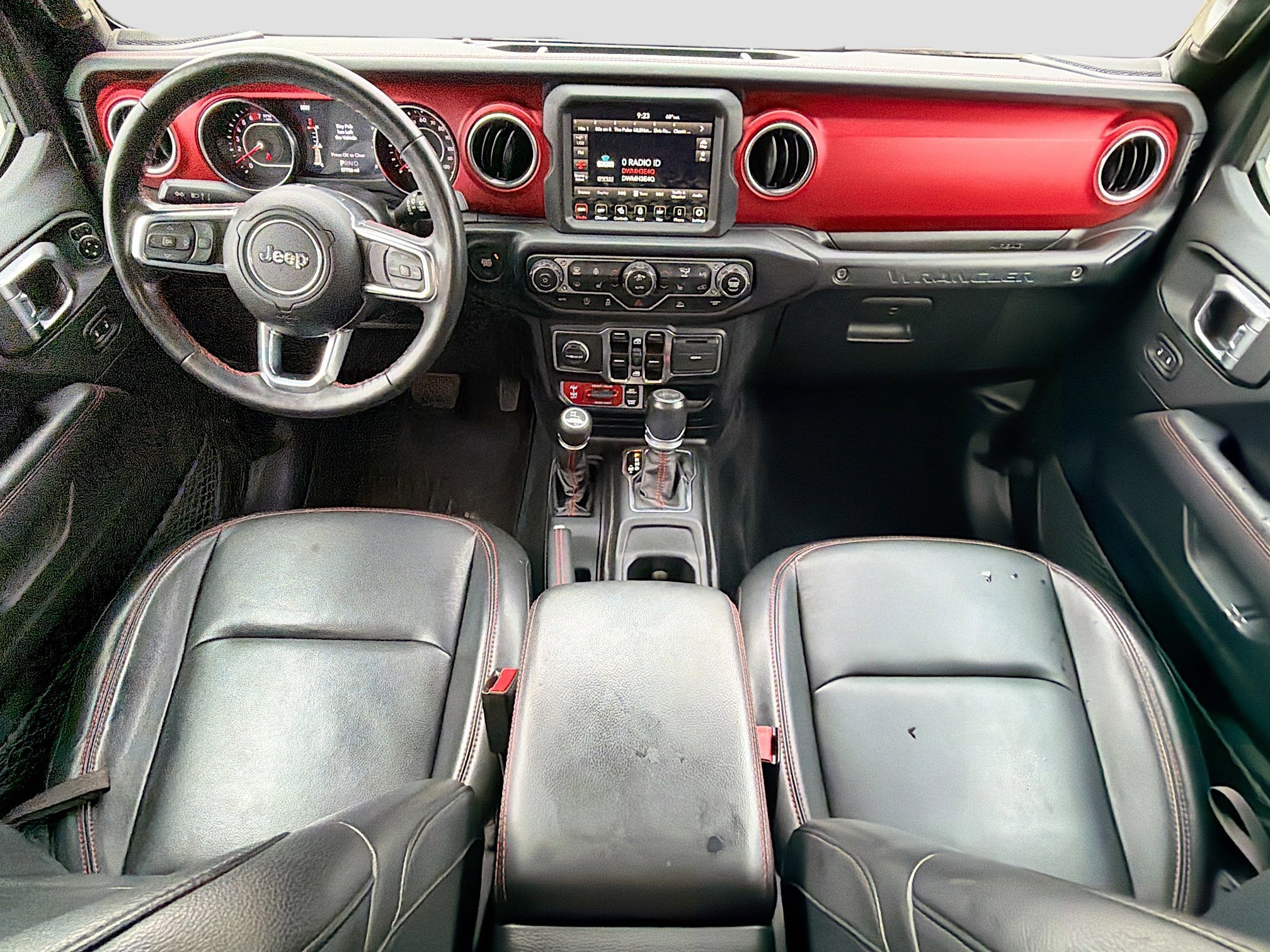 Used 2022 Jeep Wrangler Unlimited Rubicon w/ Cold Weather Group image 15