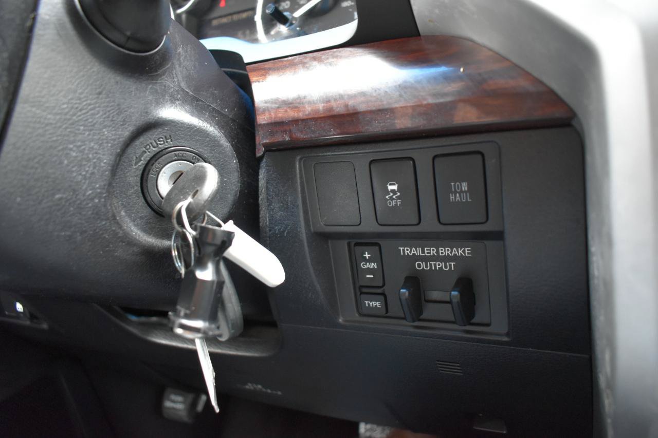 Used 2016 Toyota Tundra Limited RWD image 43