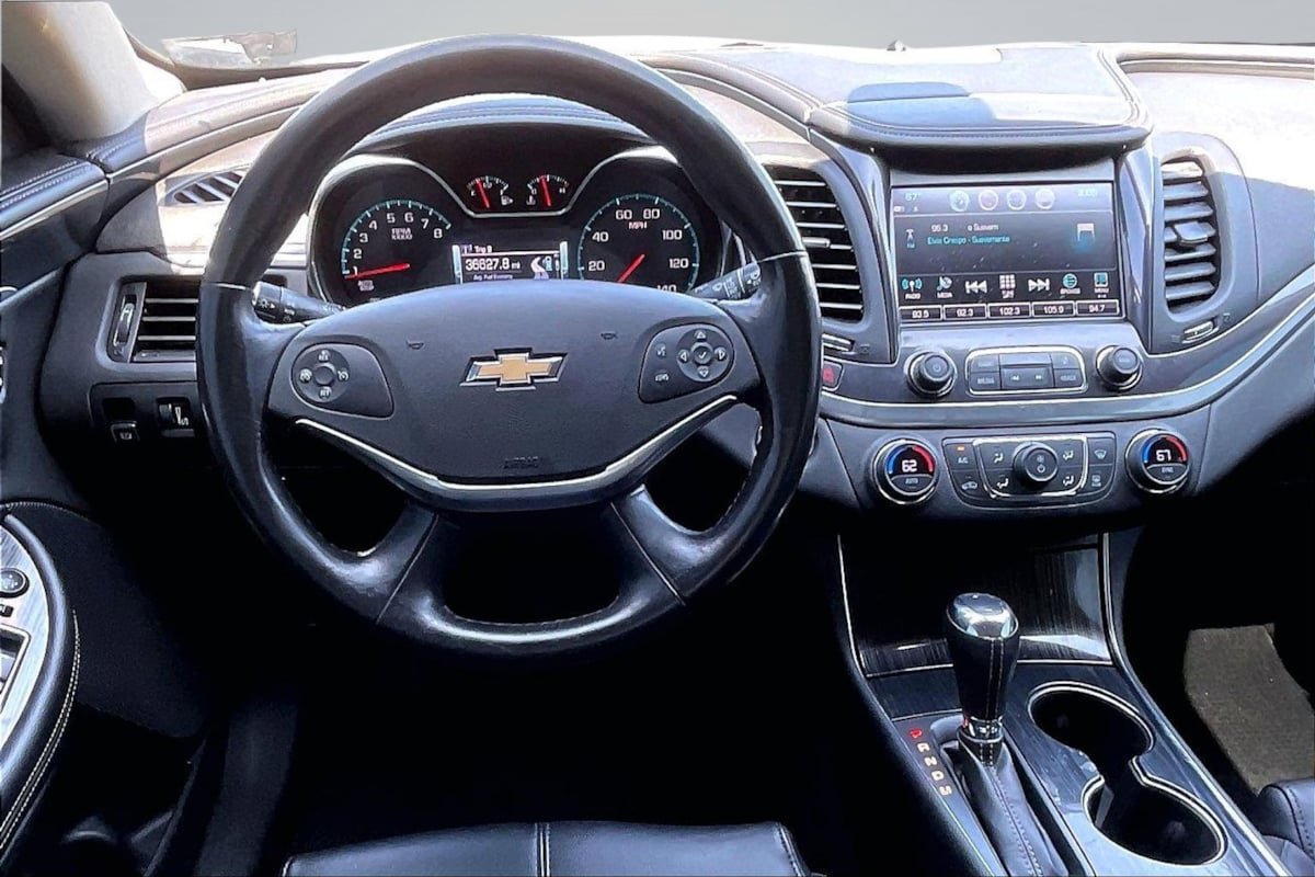 Used 2019 Chevrolet Impala LT image 5