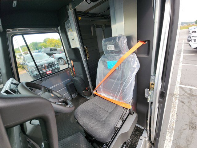 New 2025 Chevrolet Brightdrop 400 w/ Battery Pack, Max Range image 18