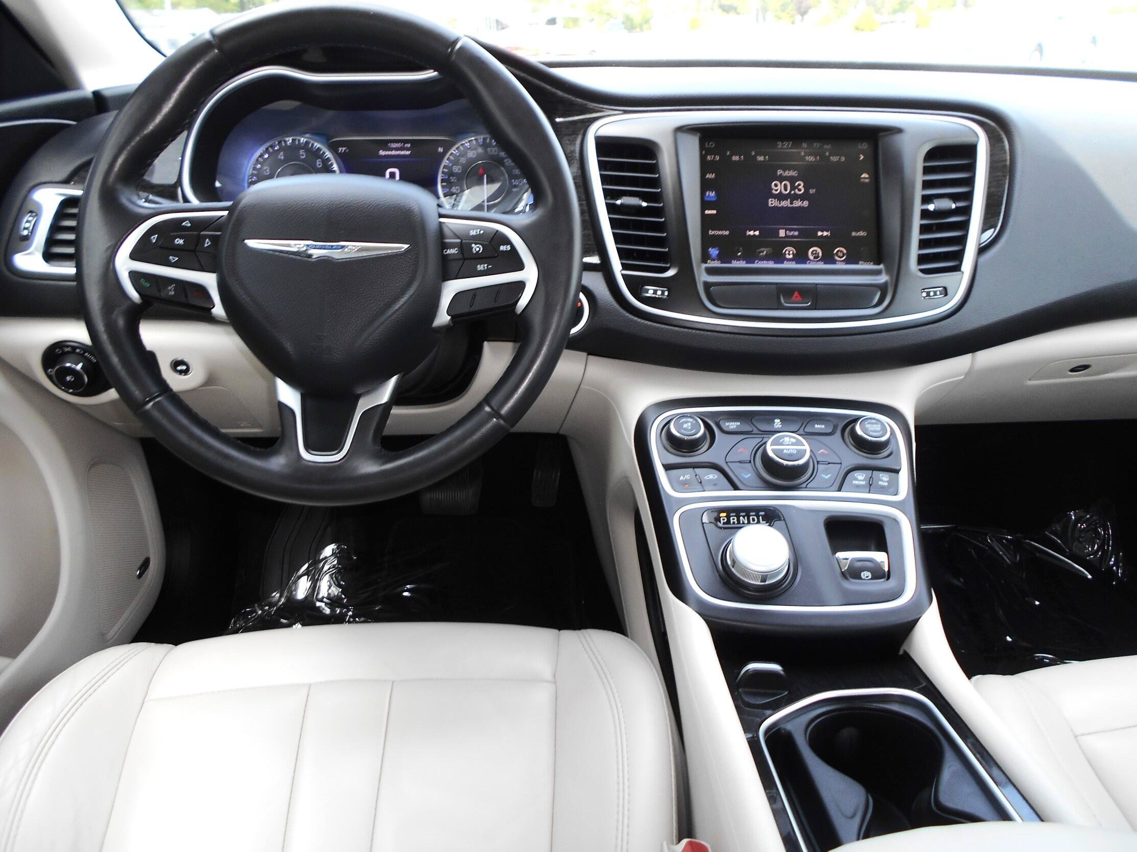 Used 2015 Chrysler 200 C w/ Navigation & Sound Group I FWD image 4