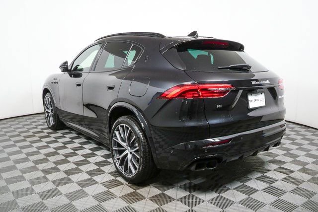 New 2026 Maserati Grecale Modena image 33