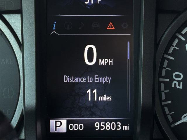 Used 2017 Toyota Tacoma TRD Sport image 16