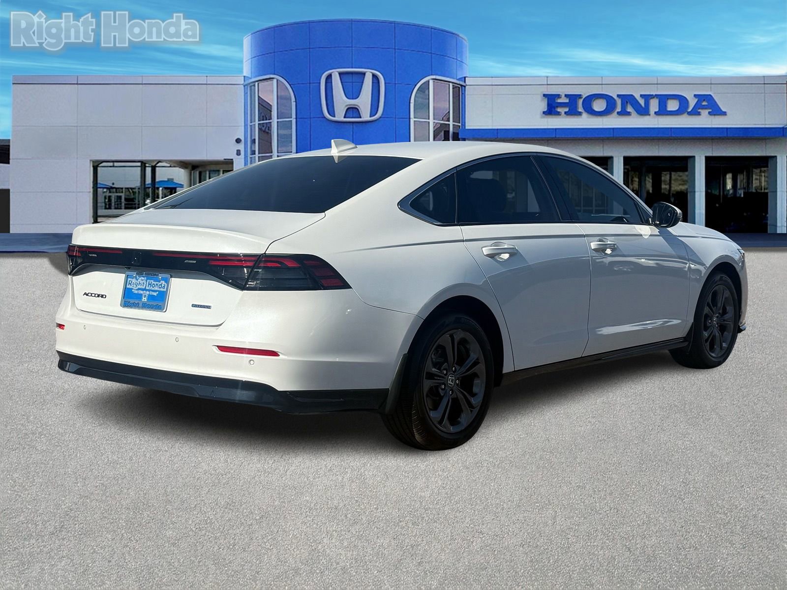 Certified 2024 Honda Accord EX-L image 9