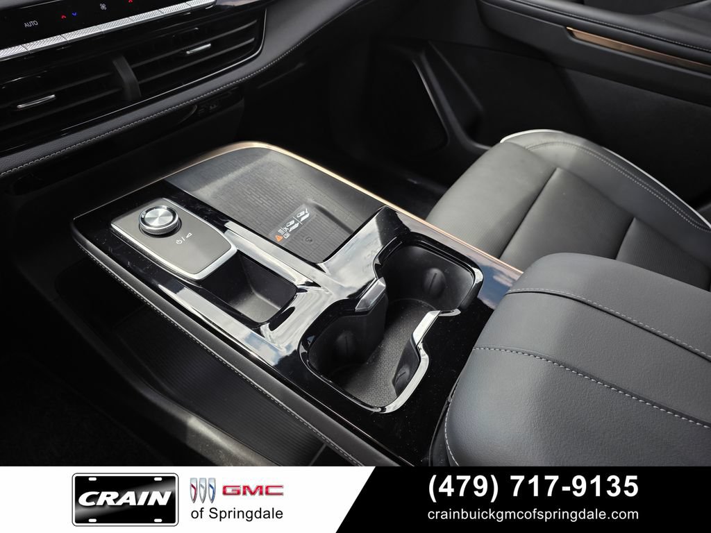 Used 2025 Buick Enclave Avenir w/ Super Cruise Package FWD image 19