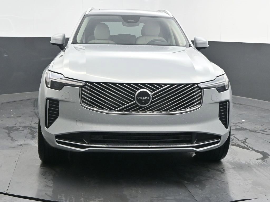 New 2026 Volvo XC90 B6 Ultra image 2