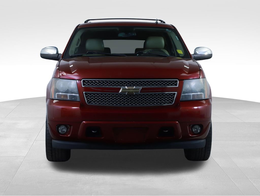 Used 2011 Chevrolet Suburban LTZ image 6