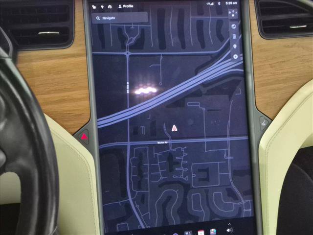 Used 2020 Tesla Model X Long Range AWD/4WD image 18