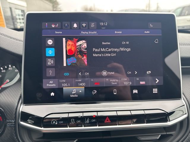 New 2026 Jeep Compass Latitude AWD/4WD image 18