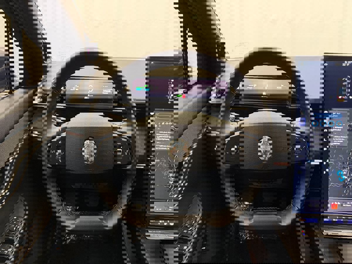 Used 2023 Fisker Ocean Extreme image 10