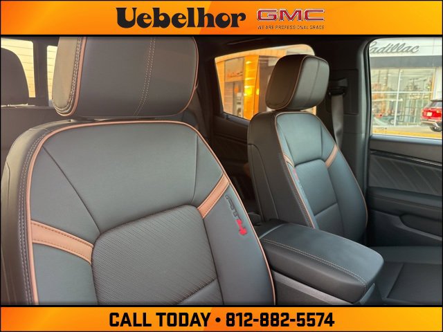 New 2026 GMC Canyon AT4 w/ Technology Plus Package image 4