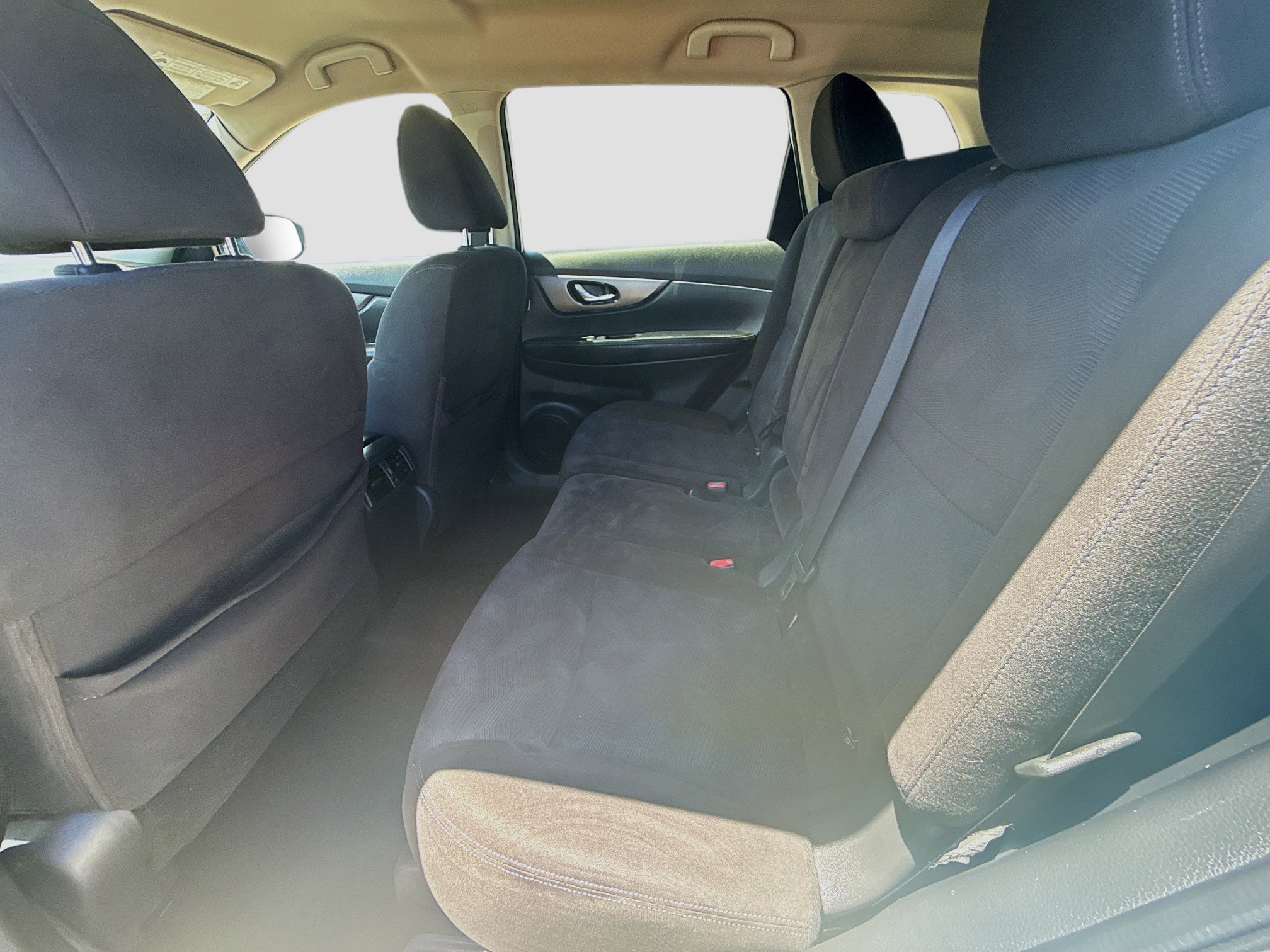 Used 2015 Nissan Rogue SV w/ SV Premium Package image 24