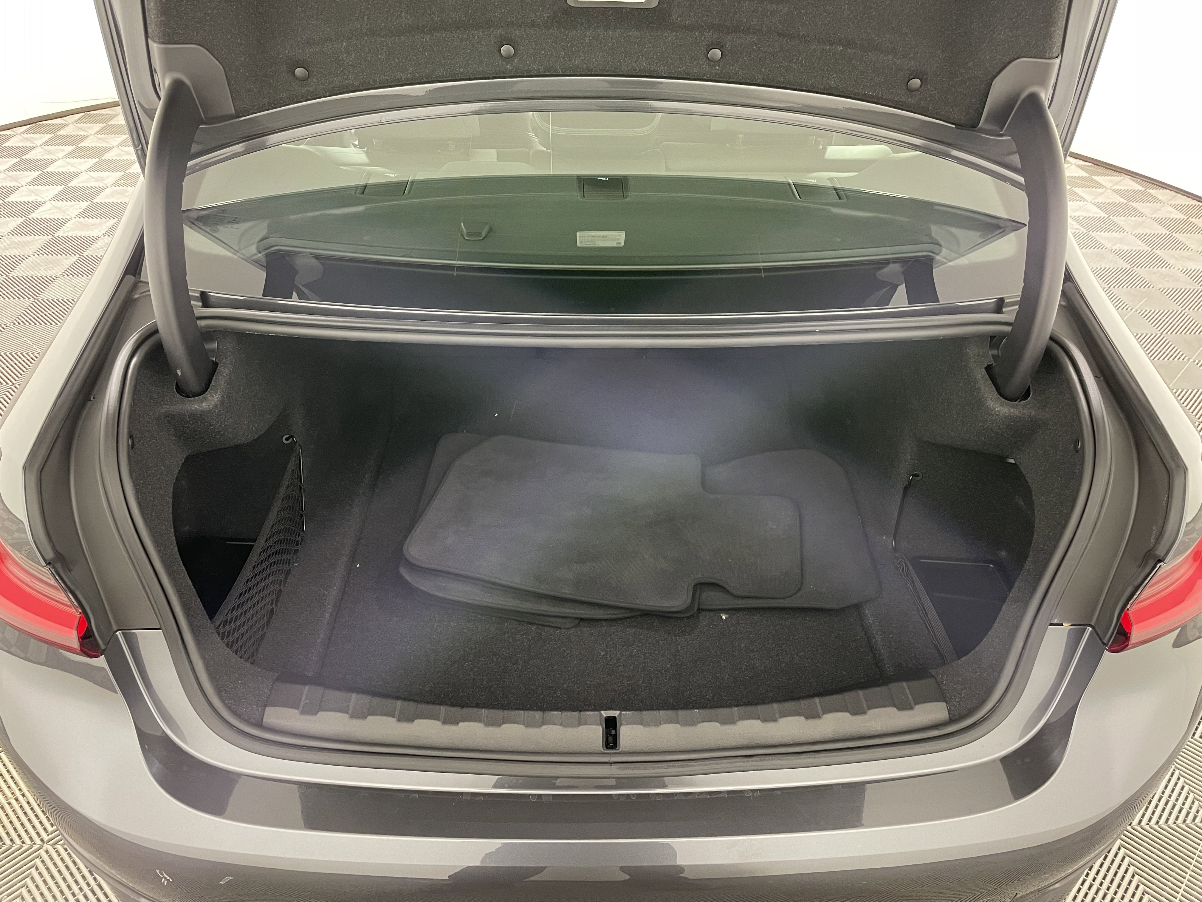 Used 2022 BMW 330i xDrive Sedan w/ Driving Assistance Package image 19