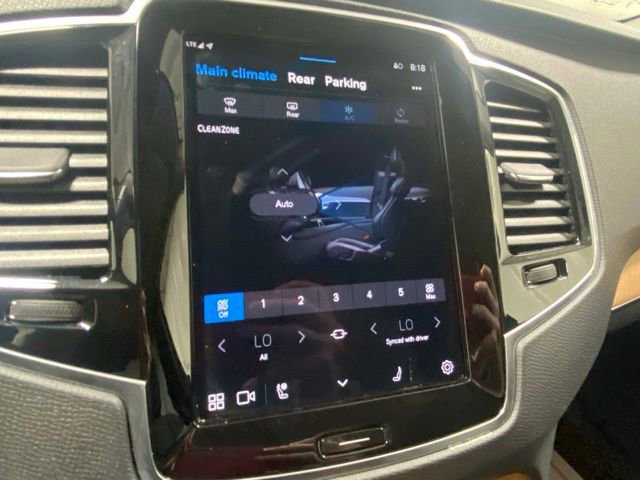 Certified 2025 Volvo XC90 B6 Ultra image 24