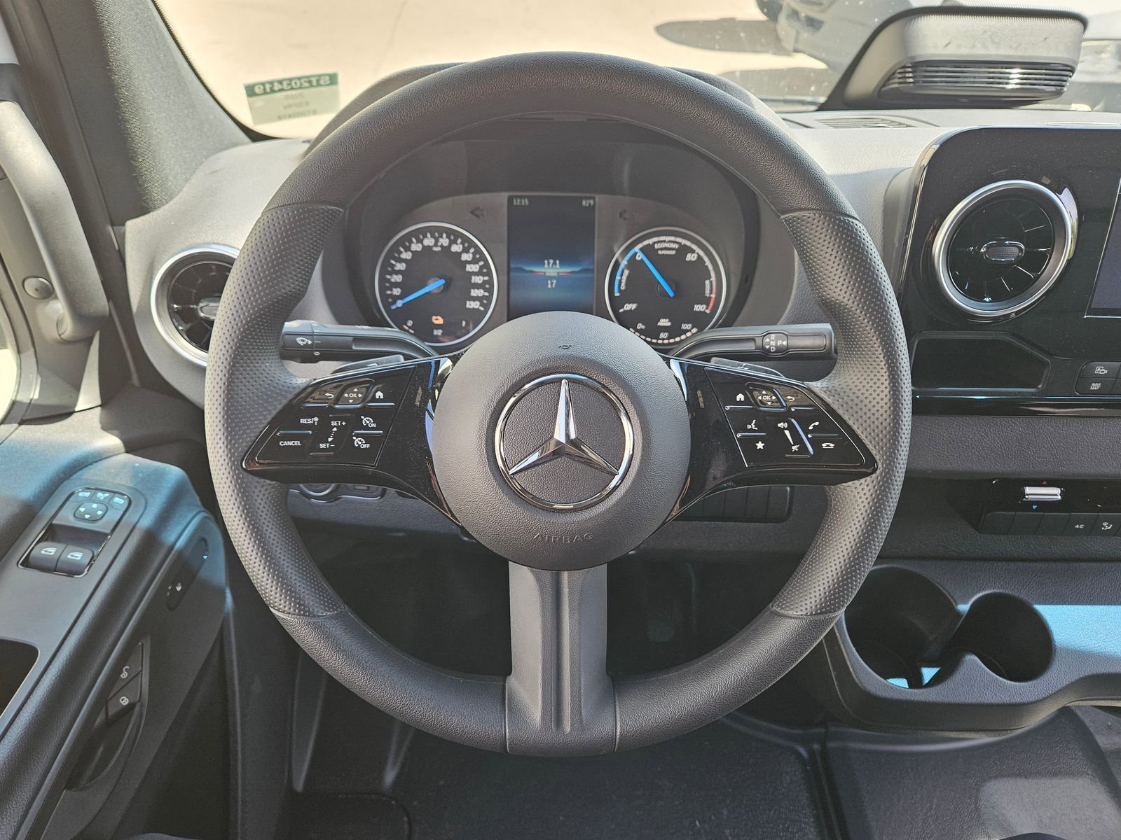 New 2025 Mercedes-Benz eSprinter 144 Cargo image 16