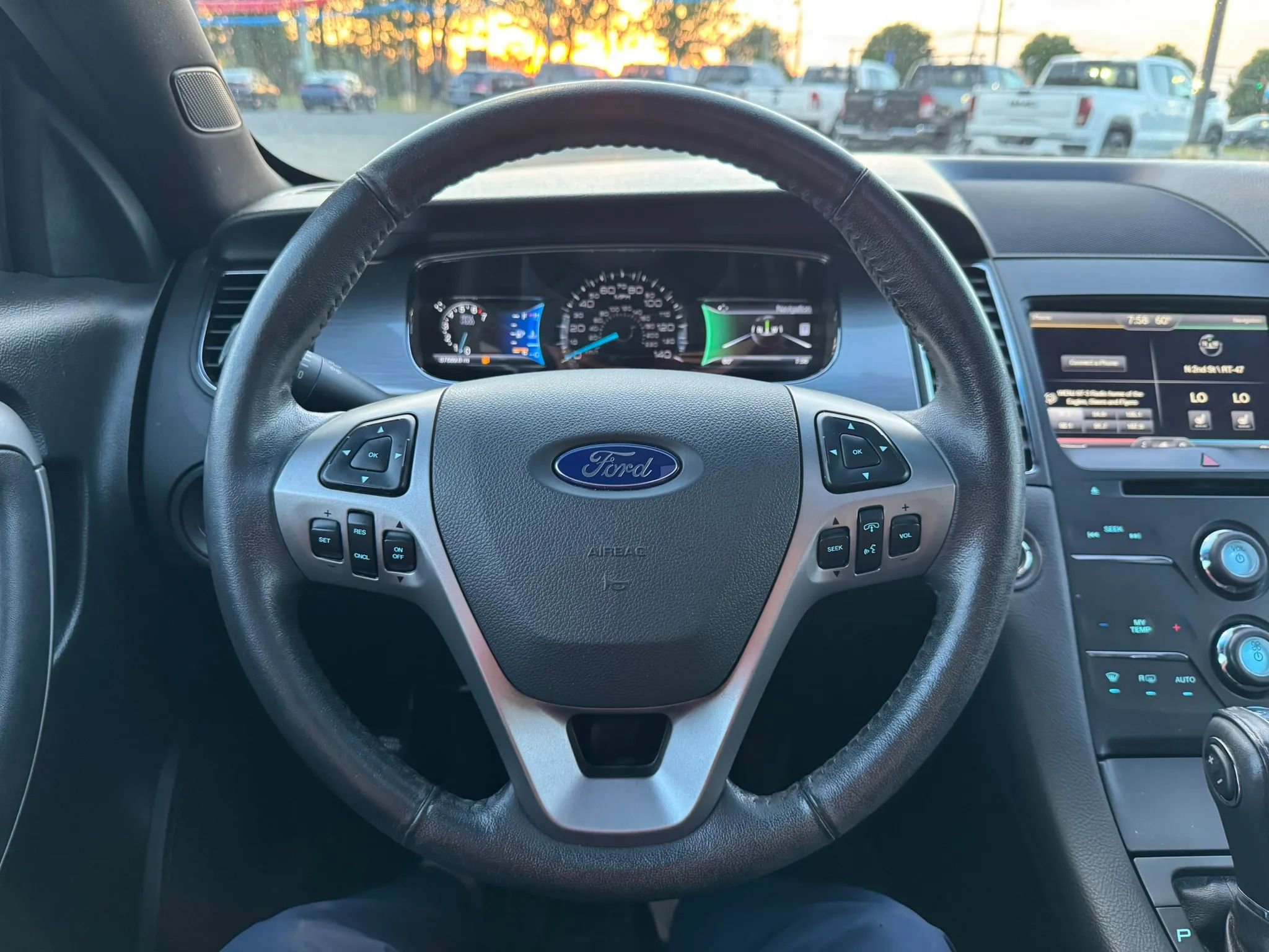 Used 2015 Ford Taurus SEL w/ Equipment Group 201A AWD/4WD image 23