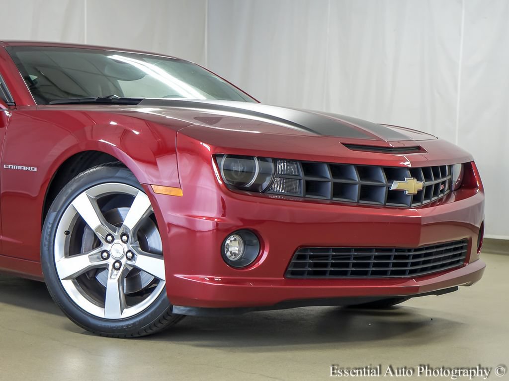 Used 2010 Chevrolet Camaro SS w/ RS Package RWD image 3