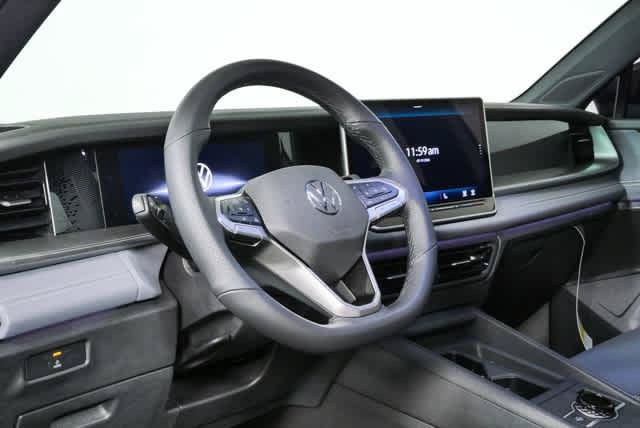 New 2026 Volkswagen Tiguan SE R-Line FWD image 6