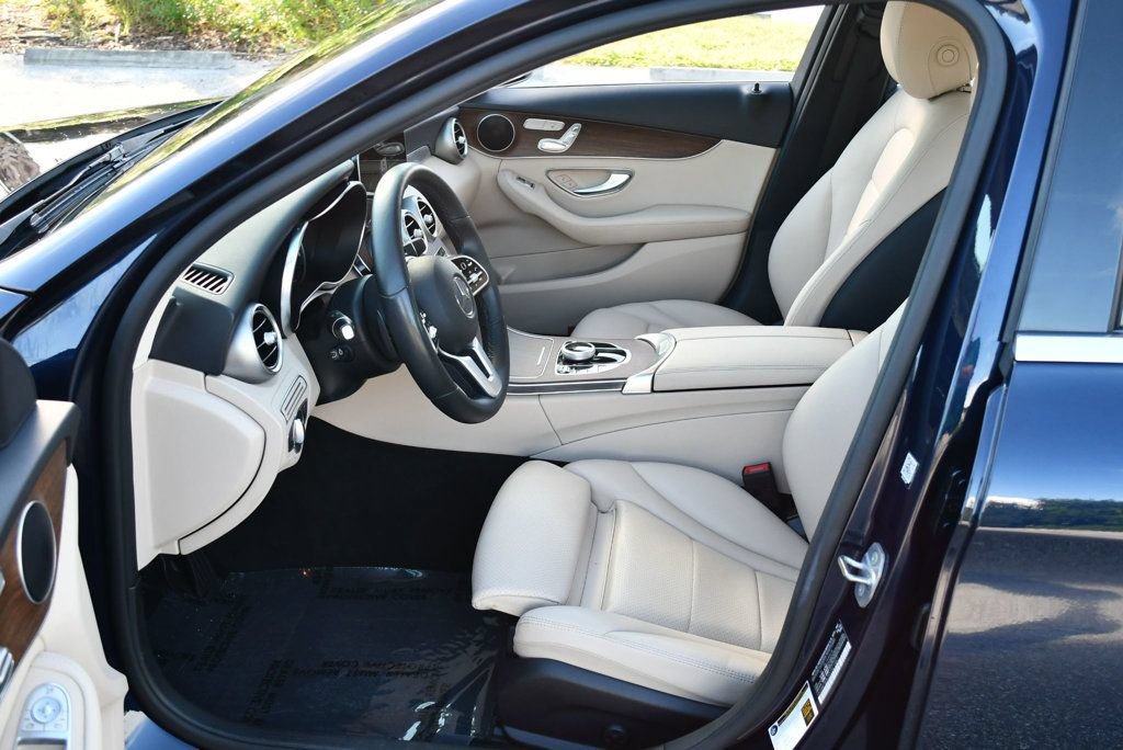 Used 2019 Mercedes-Benz C 300 4MATIC Sedan image 46