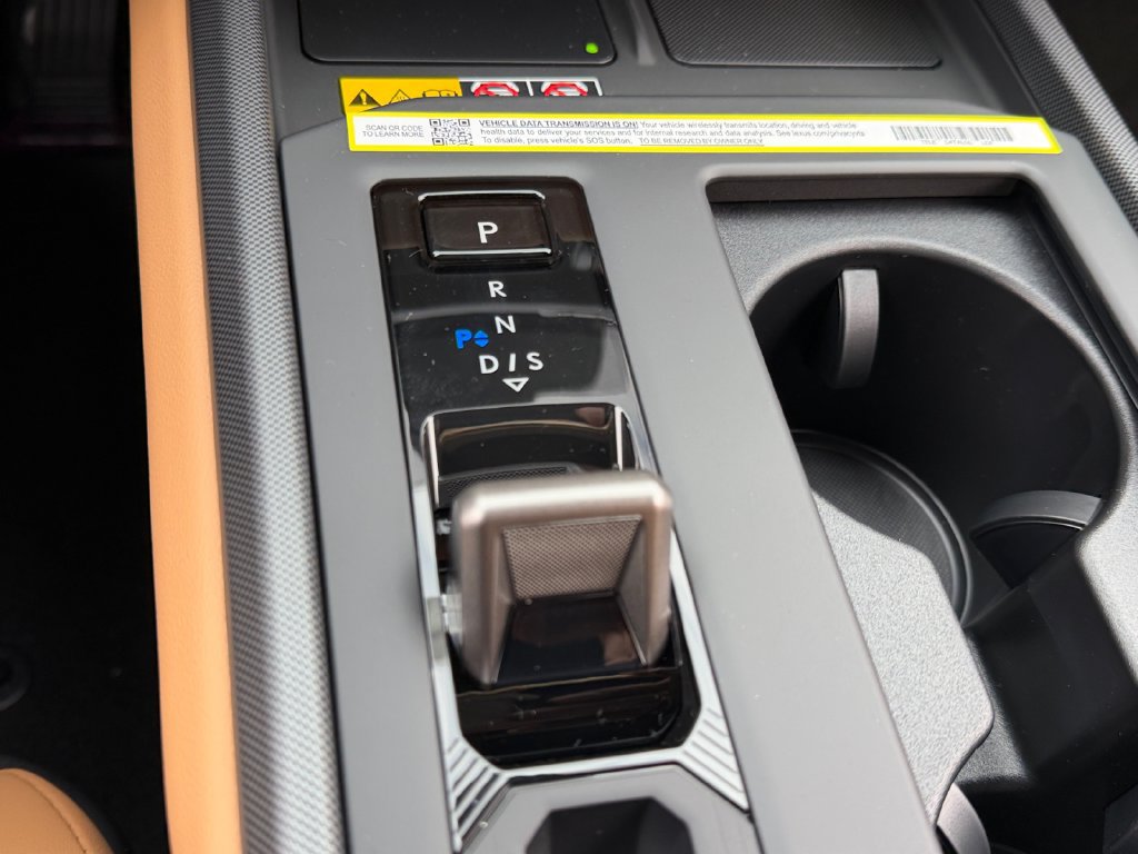 New 2026 Lexus ES 350h AWD image 23