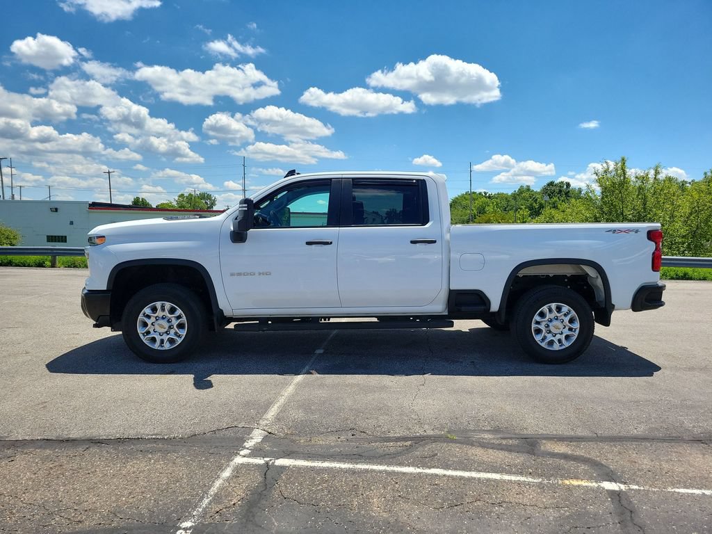 Used 2024 Chevrolet Silverado 3500 W/T AWD/4WD image 7