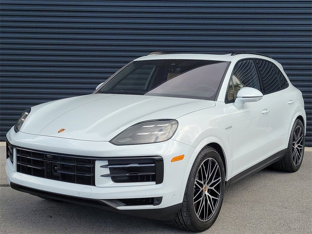 Certified 2025 Porsche Cayenne E-Hybrid