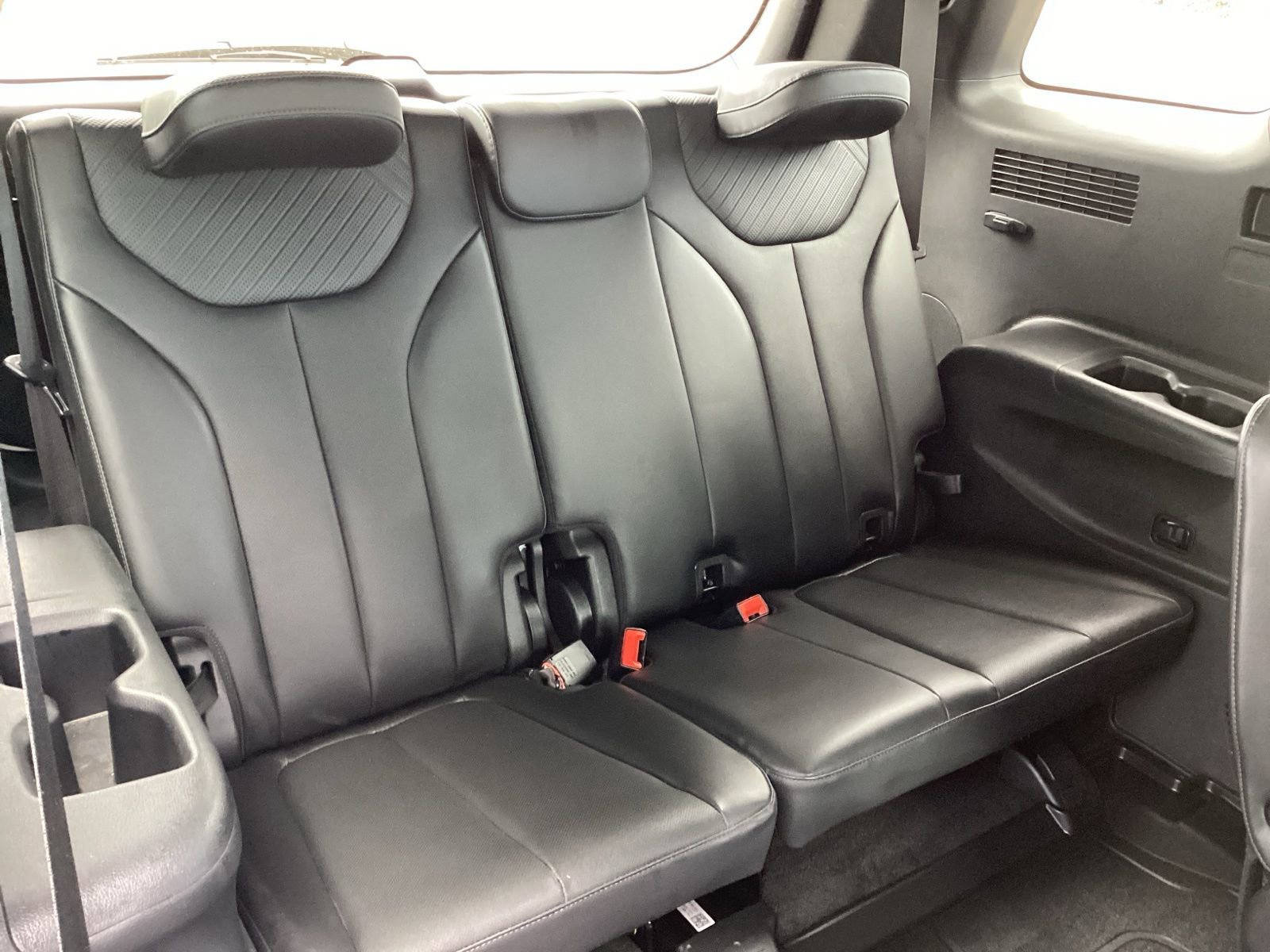 Used 2025 Hyundai Palisade SEL AWD/4WD image 22