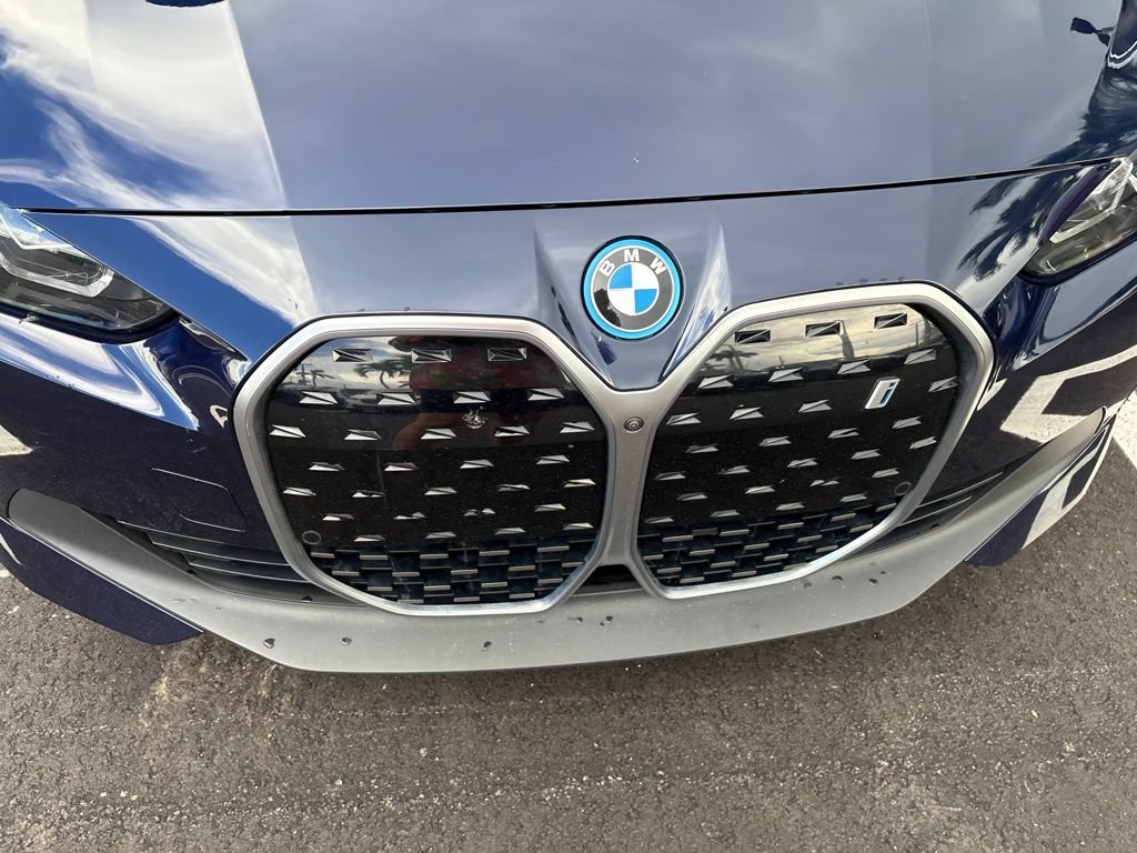 Used 2023 BMW i4 eDrive35 w/ Premium Package RWD image 6