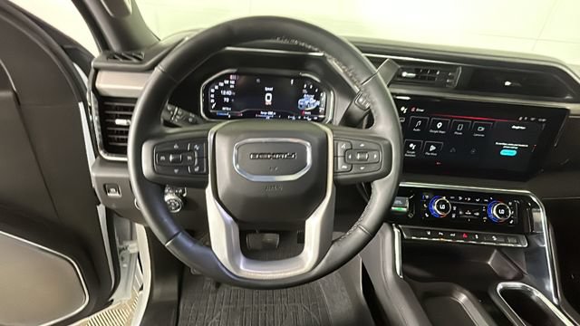 Used 2025 GMC Sierra 2500 Denali w/ Denali Reserve Package AWD/4WD image 14