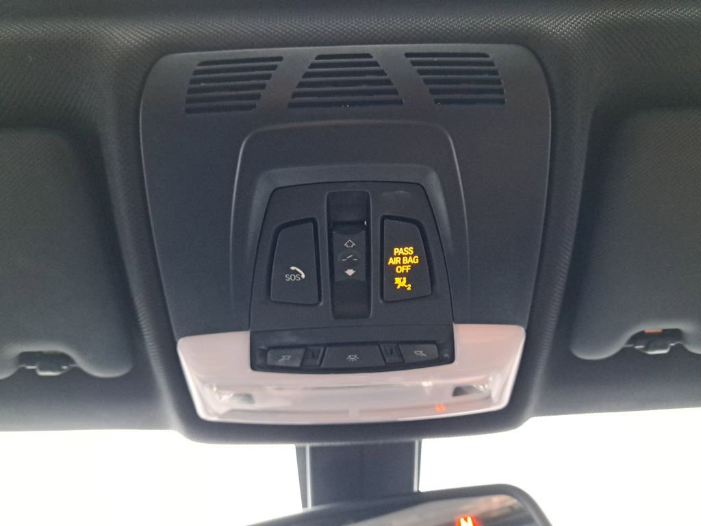 Used 2017 BMW 330i Sedan image 34