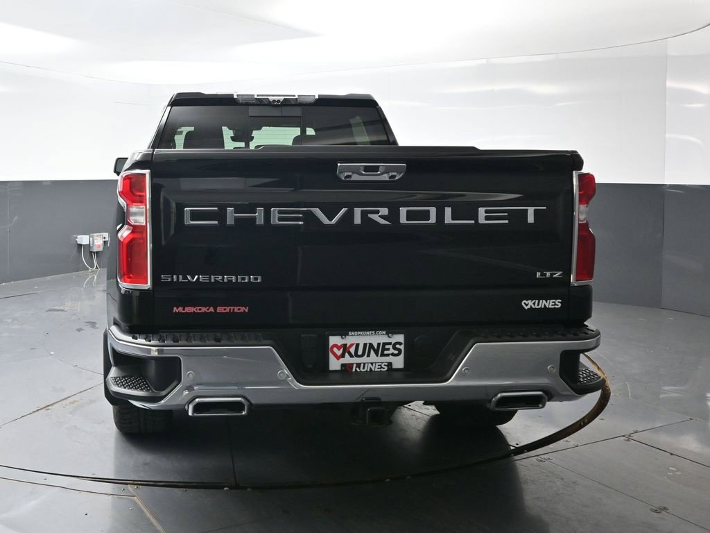 Used 2024 Chevrolet Silverado 1500 LTZ w/ Technology Package AWD/4WD image 13