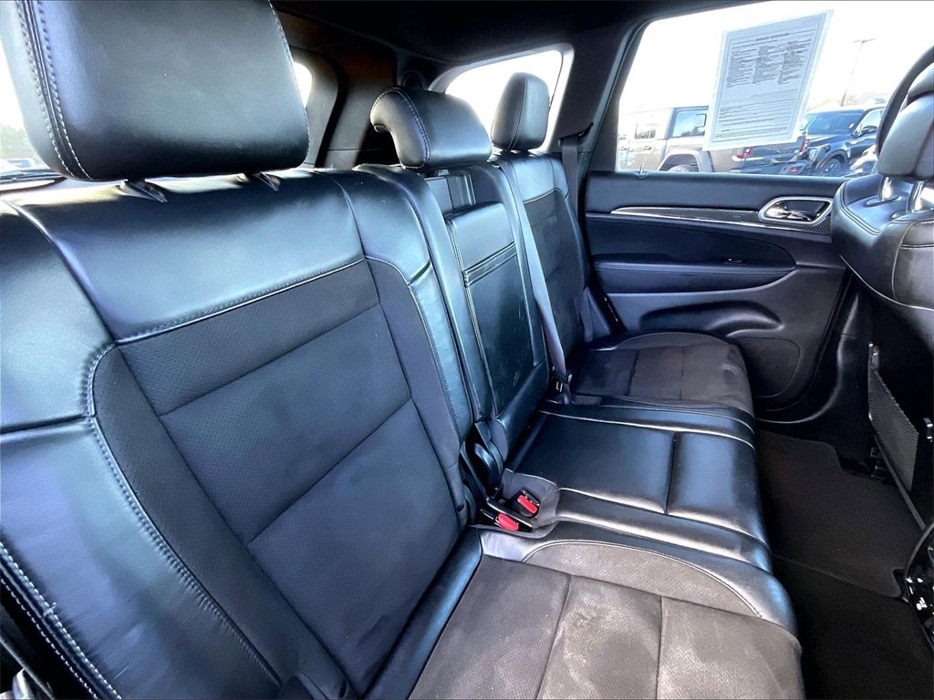 Used 2020 Jeep Grand Cherokee SRT image 15