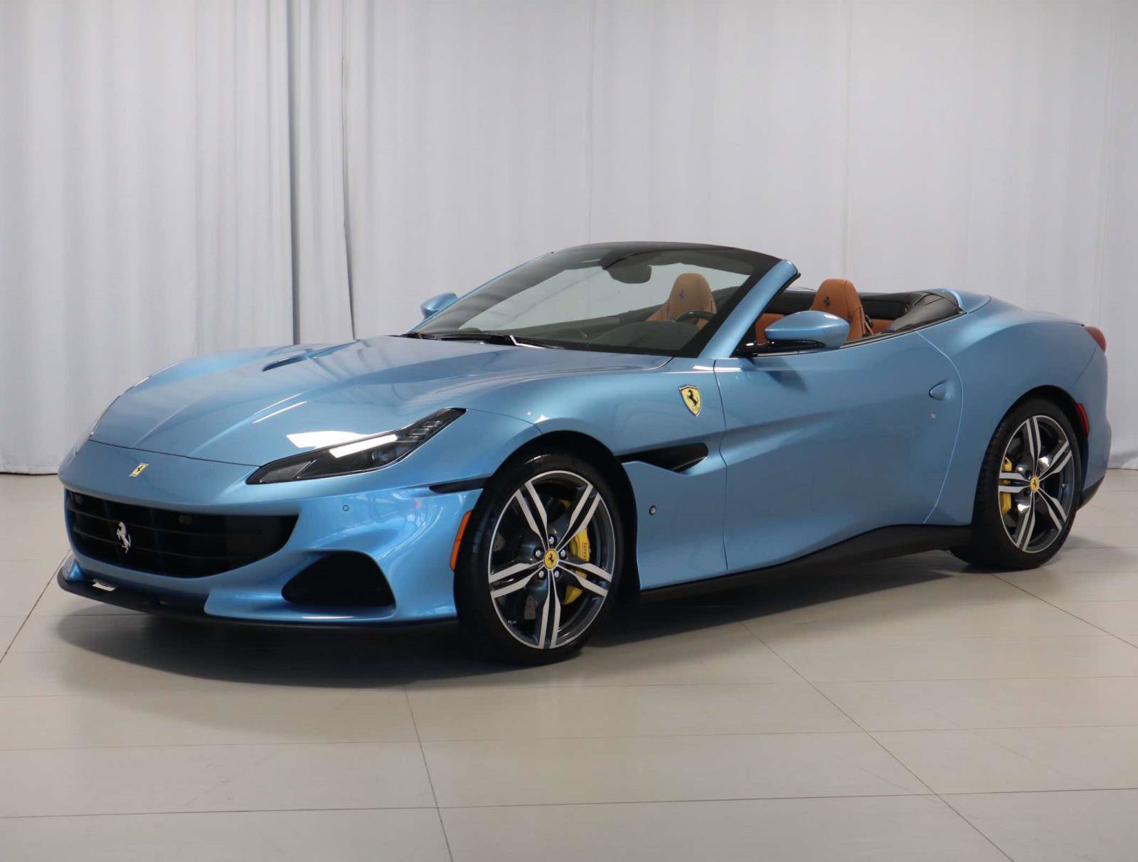 Certified 2022 Ferrari Portofino M image 2