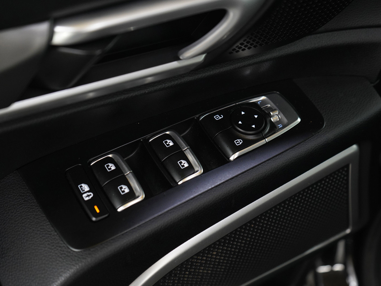 Used 2022 Kia Telluride S AWD/4WD image 19