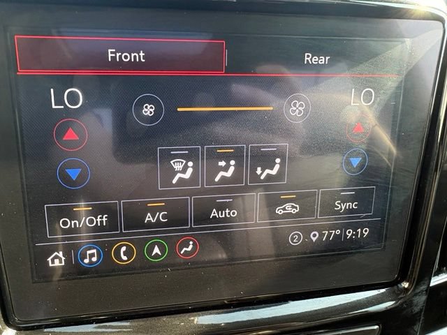 Used 2020 Chevrolet Traverse LT w/ LT Premium Package FWD image 31