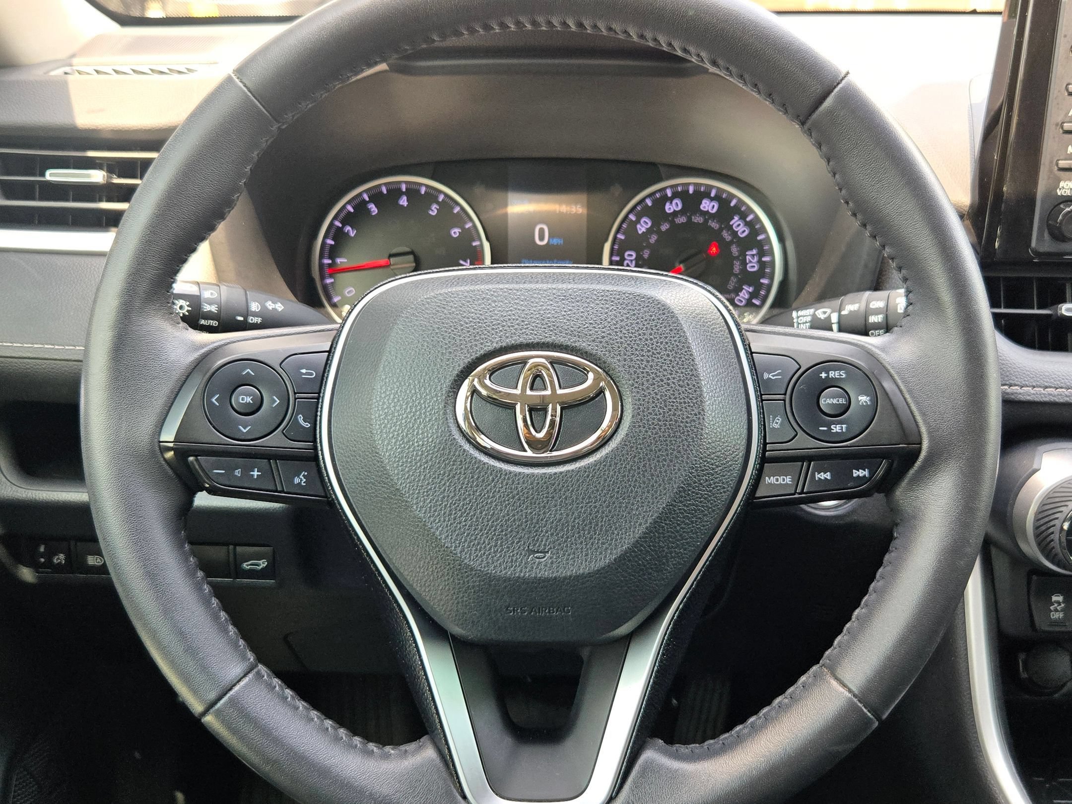 Used 2021 Toyota RAV4 XLE Premium FWD image 19