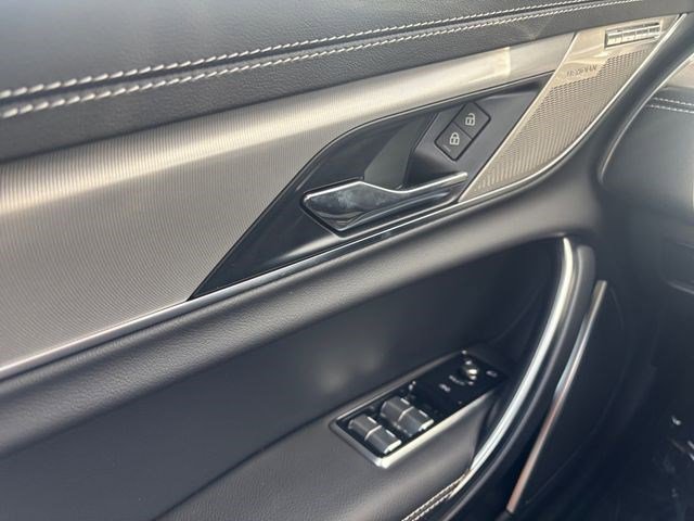 New 2024 Jaguar XF R-Dynamic SE AWD/4WD image 12