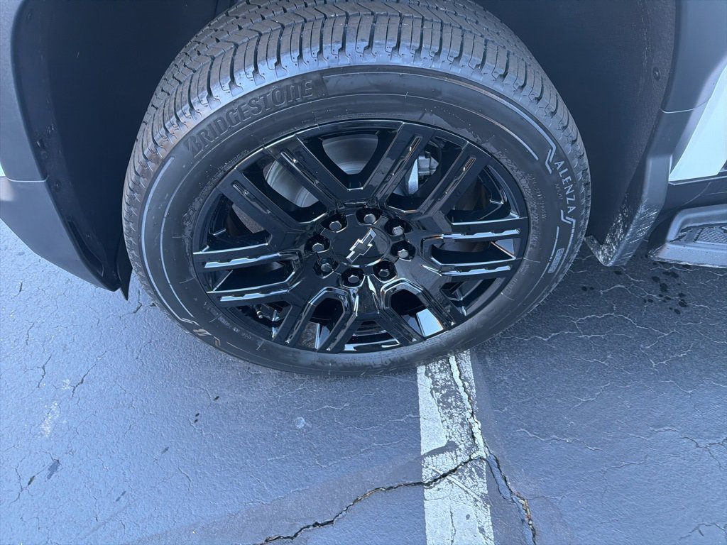 New 2026 Chevrolet Silverado EV LT image 15