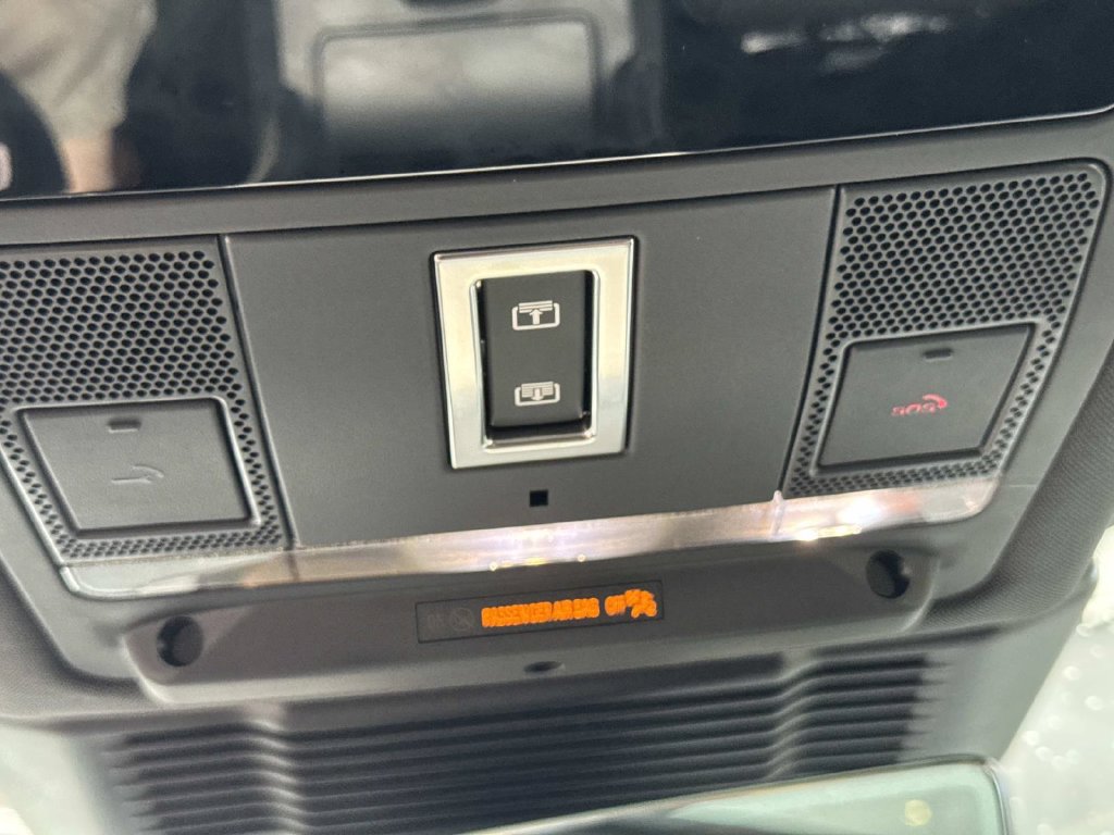 New 2026 Land Rover Discovery Sport Landmark AWD/4WD image 25