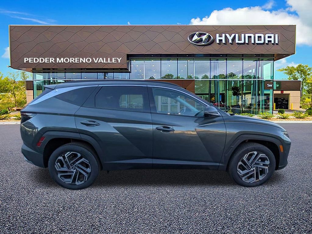 New 2025 Hyundai Tucson Limited image 7