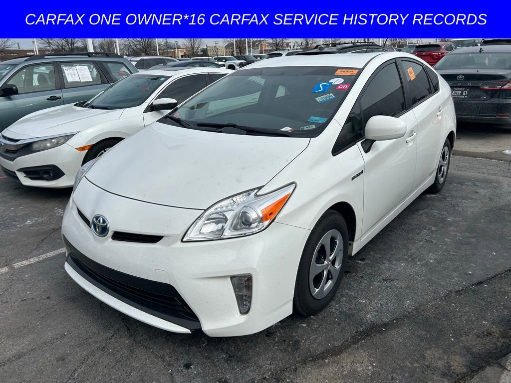 Used 2015 Toyota Prius Two image 2