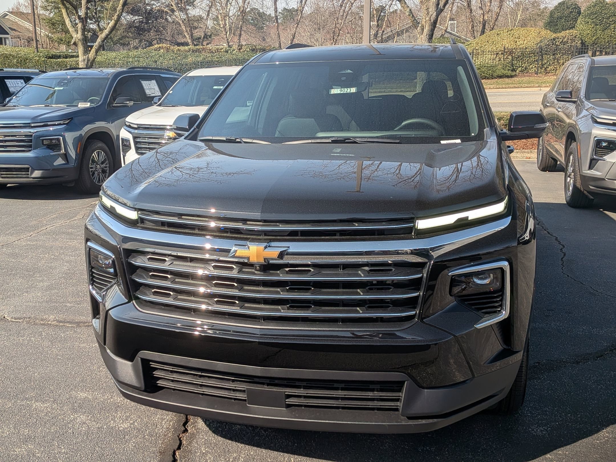 New 2026 Chevrolet Traverse LT w/ Driver Confidence Package FWD image 2