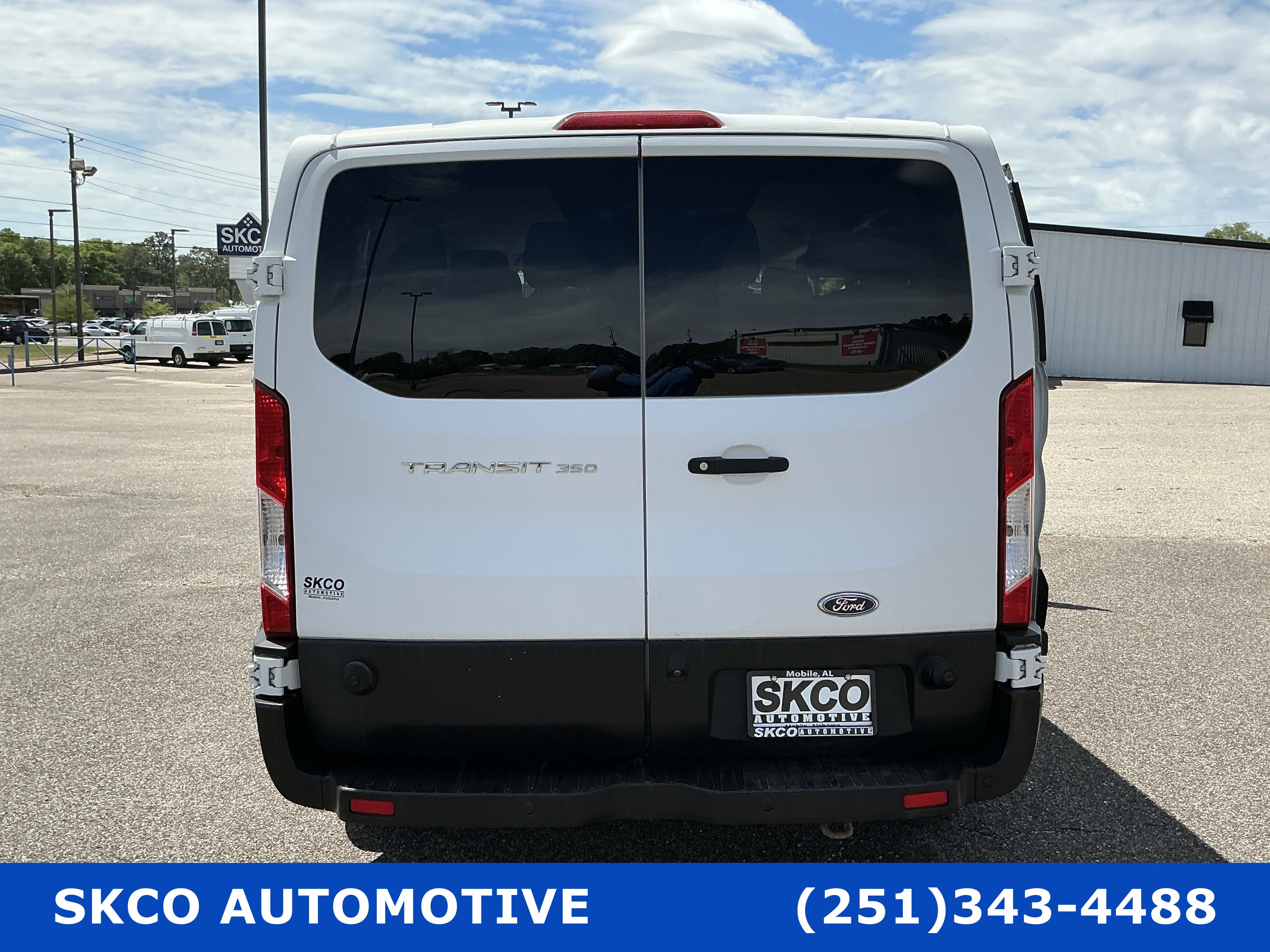 Used 2019 Ford Transit 350 XL image 32