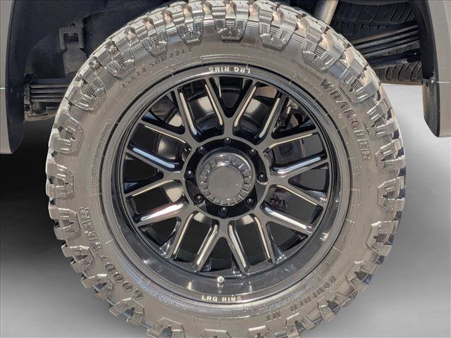 Used 2020 Chevrolet Silverado 2500 LTZ w/ LTZ Convenience Package AWD/4WD image 23