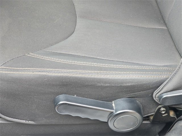 Used 2015 Jeep Wrangler Rubicon w/ Power Convenience Group image 27