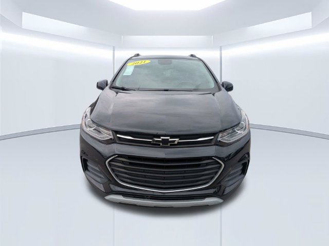 Used 2021 Chevrolet Trax LT w/ LT Convenience Package FWD image 10